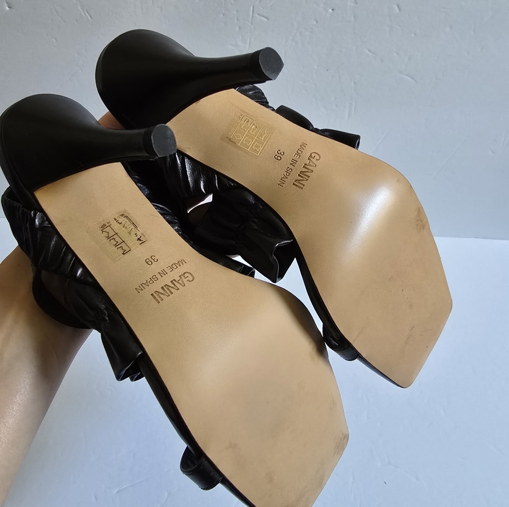 Ganni Ruffled Leather Slingback Sandals Size 39 US 9 Black - Picture 10 of 11